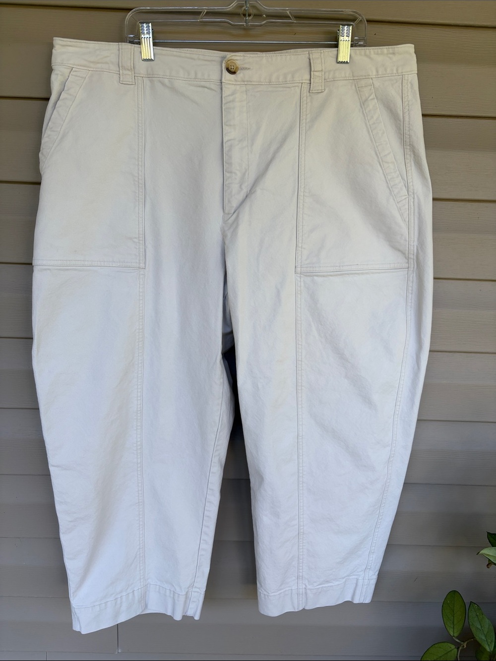 Old Navy High-Waisted Women’s Canvas Barrel Leg Ankle Pants Plus Size